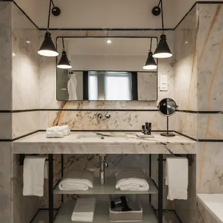 Descobertas Boutique By Aspasios Porto